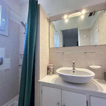 Daire Sm075-034 Maxime Semaphore De T4 Avec Piscine Terrasse