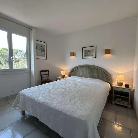 Sm075-034 Sainte Maxime Semaphore De T4 Avec Piscine Terrasse * Sainte-Maxime