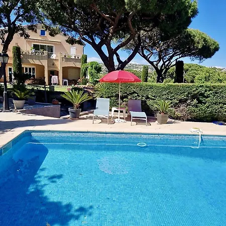 Sm075-034 Maxime Semaphore De T4 Avec Piscine Terrasse * סן-מקסים