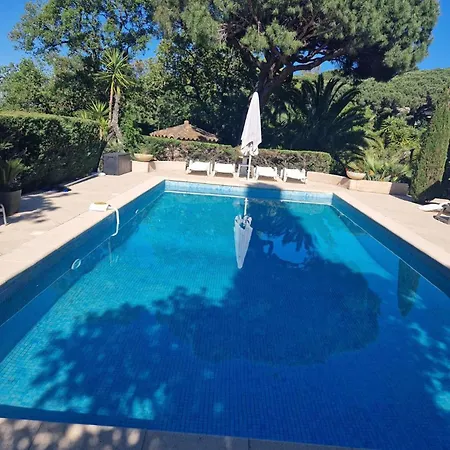 Sm075-034 Sainte Maxime Semaphore De T4 Avec Piscine Terrasse * Sainte-Maxime