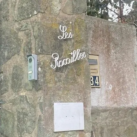 Sm075-034 Sainte Maxime Semaphore De T4 Avec Piscine Terrasse