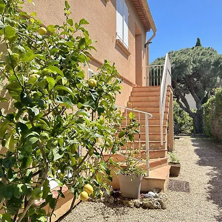 Sm075-034 Sainte Maxime Semaphore De T4 Avec Piscine Terrasse Apartamento *